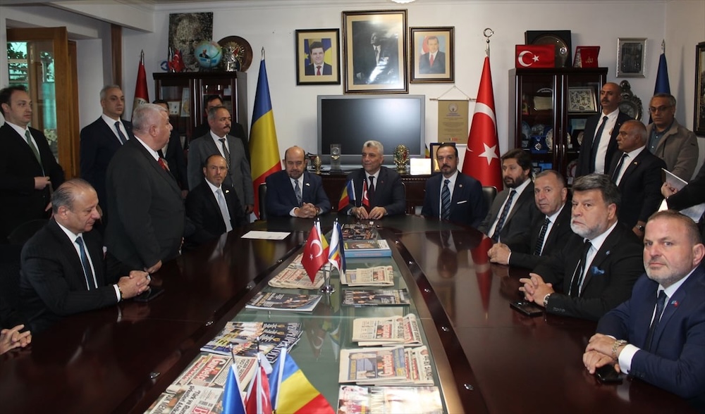 AA-20251025-39520749-39520748-TICARET_BAKANI_BOLAT_ROMANYA_TURKIYE_TICARET_VE_SANAYI_ODASINDA_KONUSTU